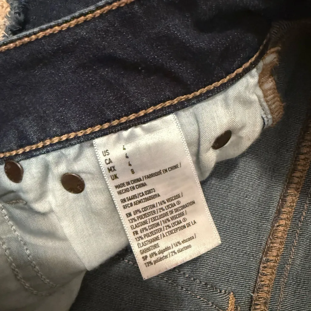 American Eagle Denim Shorts with Lace Detailing - Image 5