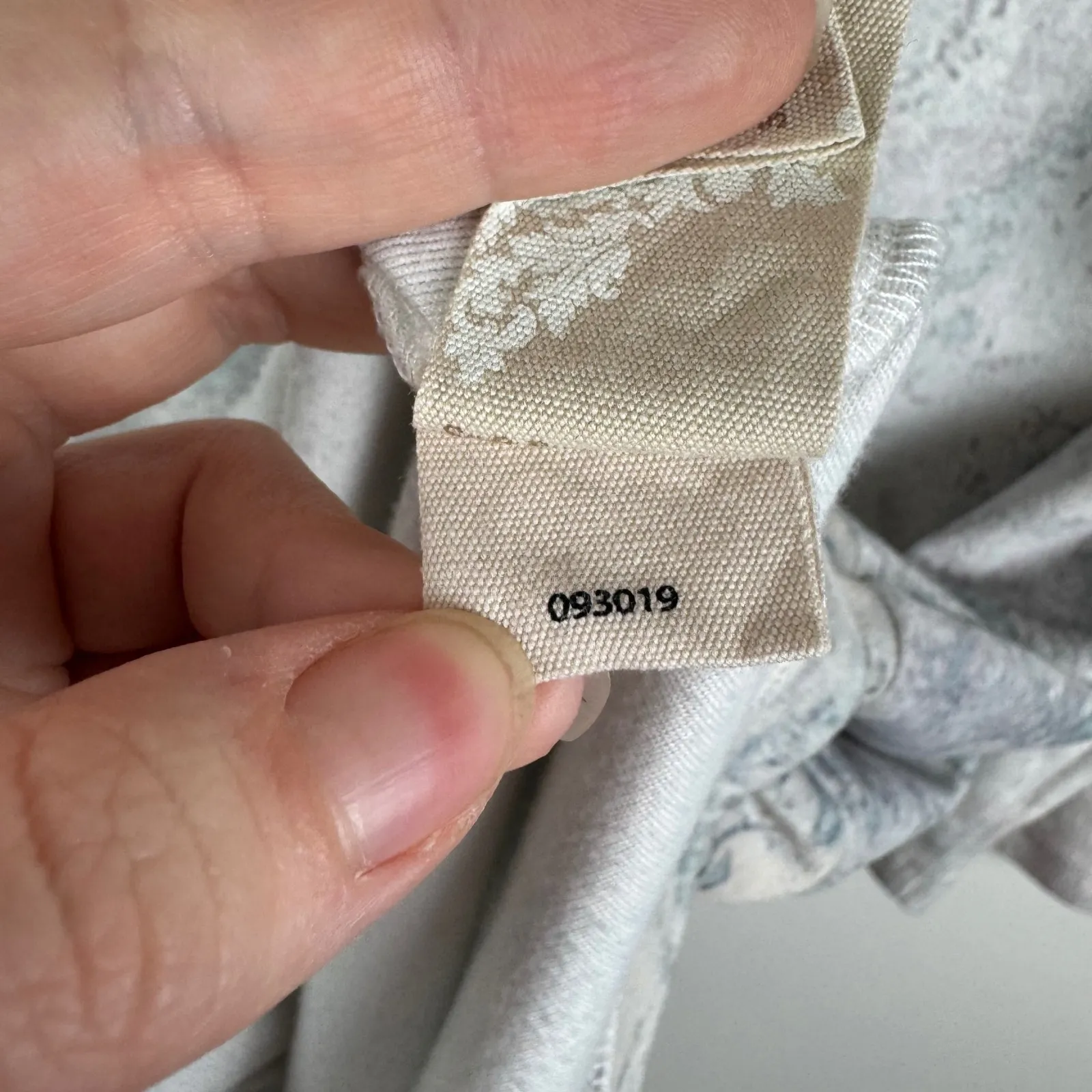 Soft Surroundings Dello Velour Paisley Tunic Top Sz Medium Gray 3/4 Sleeve Boho - Image 8