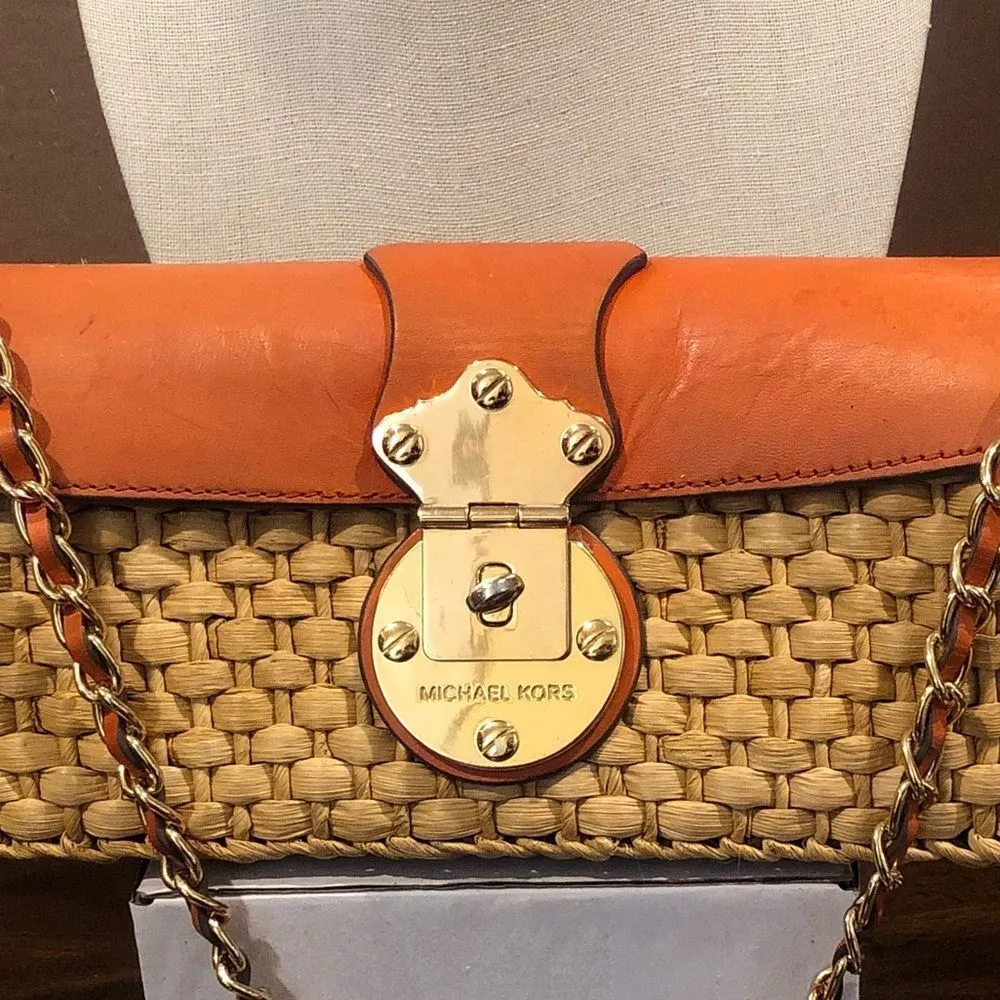 Vintage MICHAEL KORS Rattan Leather Clutch Gold Turn Lock Chain & Leather Strap - Image 15