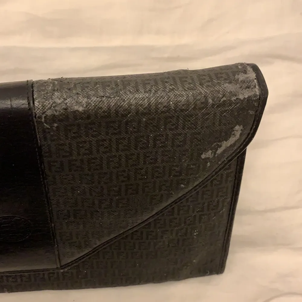 Fendi clutch with crossbody strap - Image 3