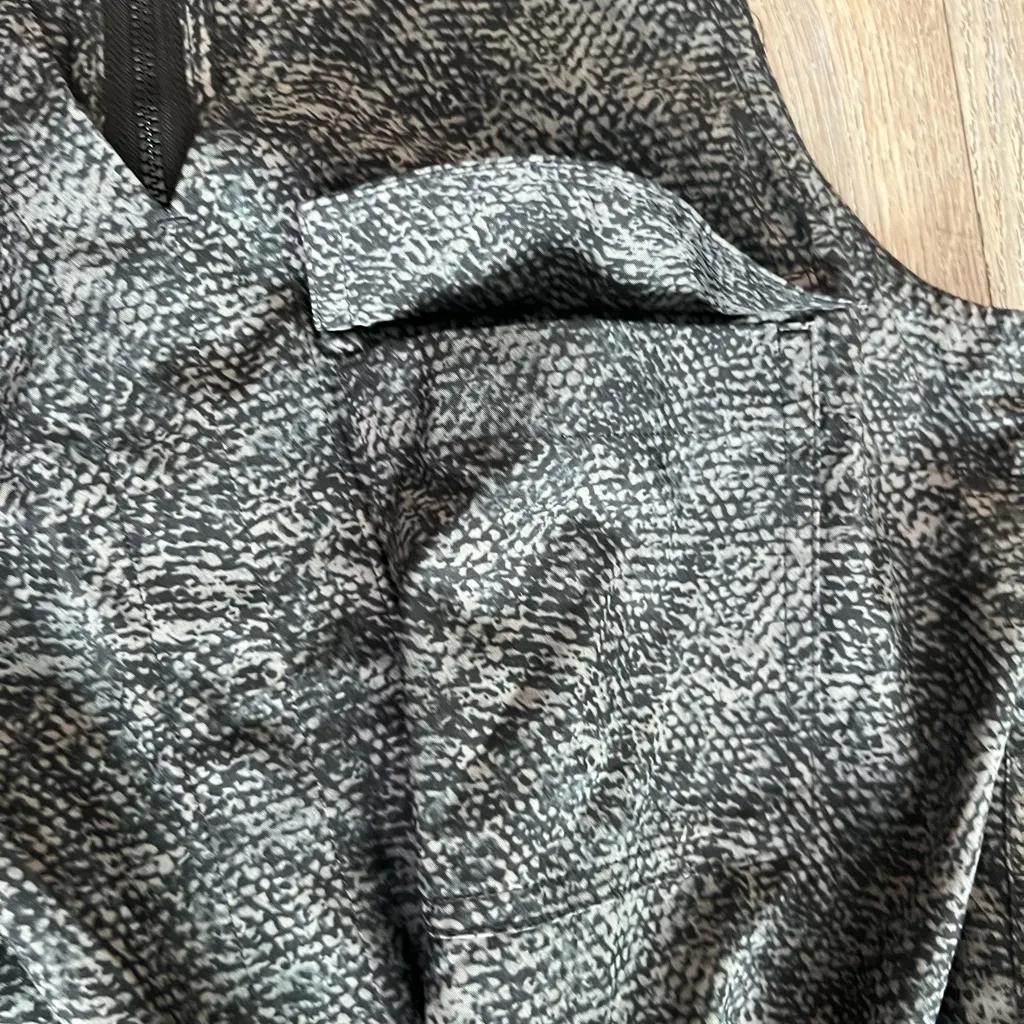 Athleta Charcoal Sleeveless Jumpsuit - Image 7