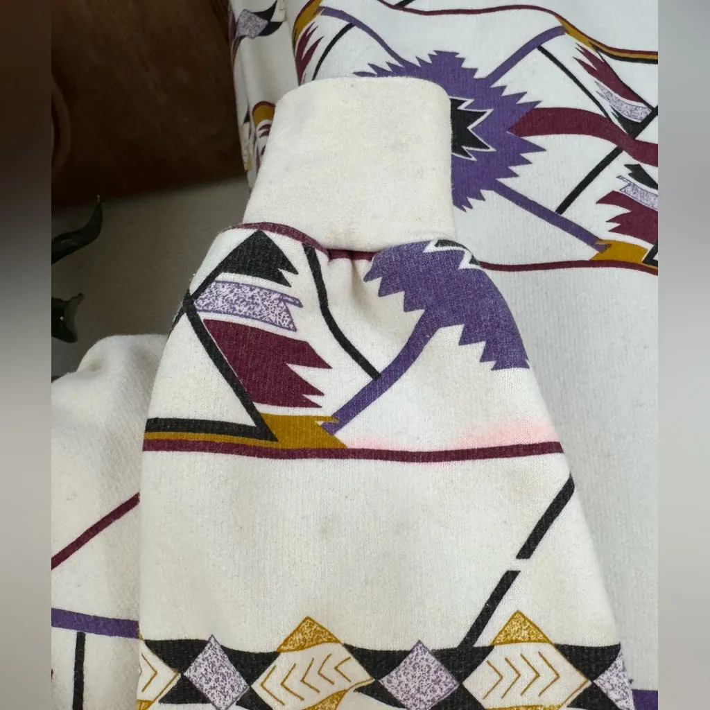 Vintage 1992 Art Unlimited Southwest Aztec Sweatshirt – Made in USA‎ medium Purple - Image 7