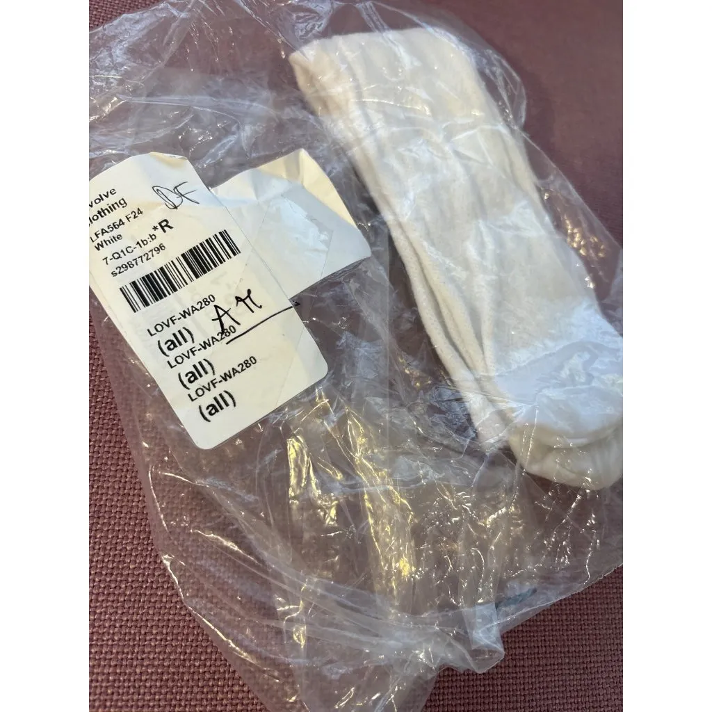 Lovers and Friends Diana Socks in White One Size New Womens Heart - Image 6