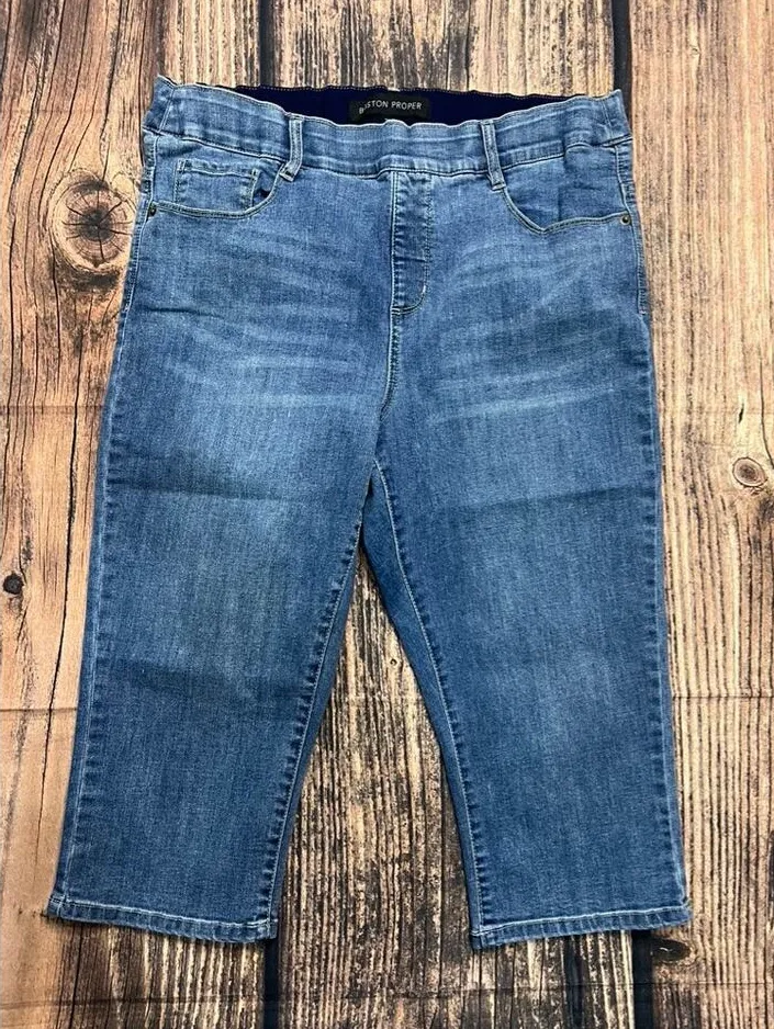 Boston Proper Women's Blue Denim Capri Pants Size 12 Casual Solid - Image 1