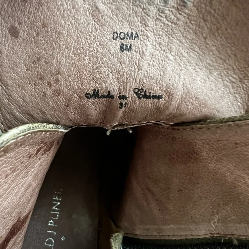 Donald J. Pliner Doma Metallic green booties▪️size 6 - Image 10