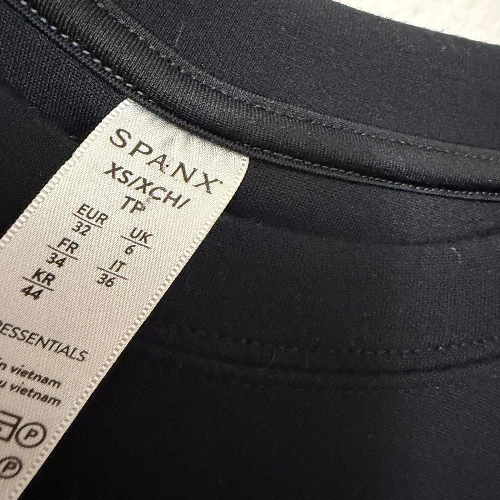 Spanx Air Essentials Cinched Shirt Dress Womens XS Black Comfort Lightweight - Image 10