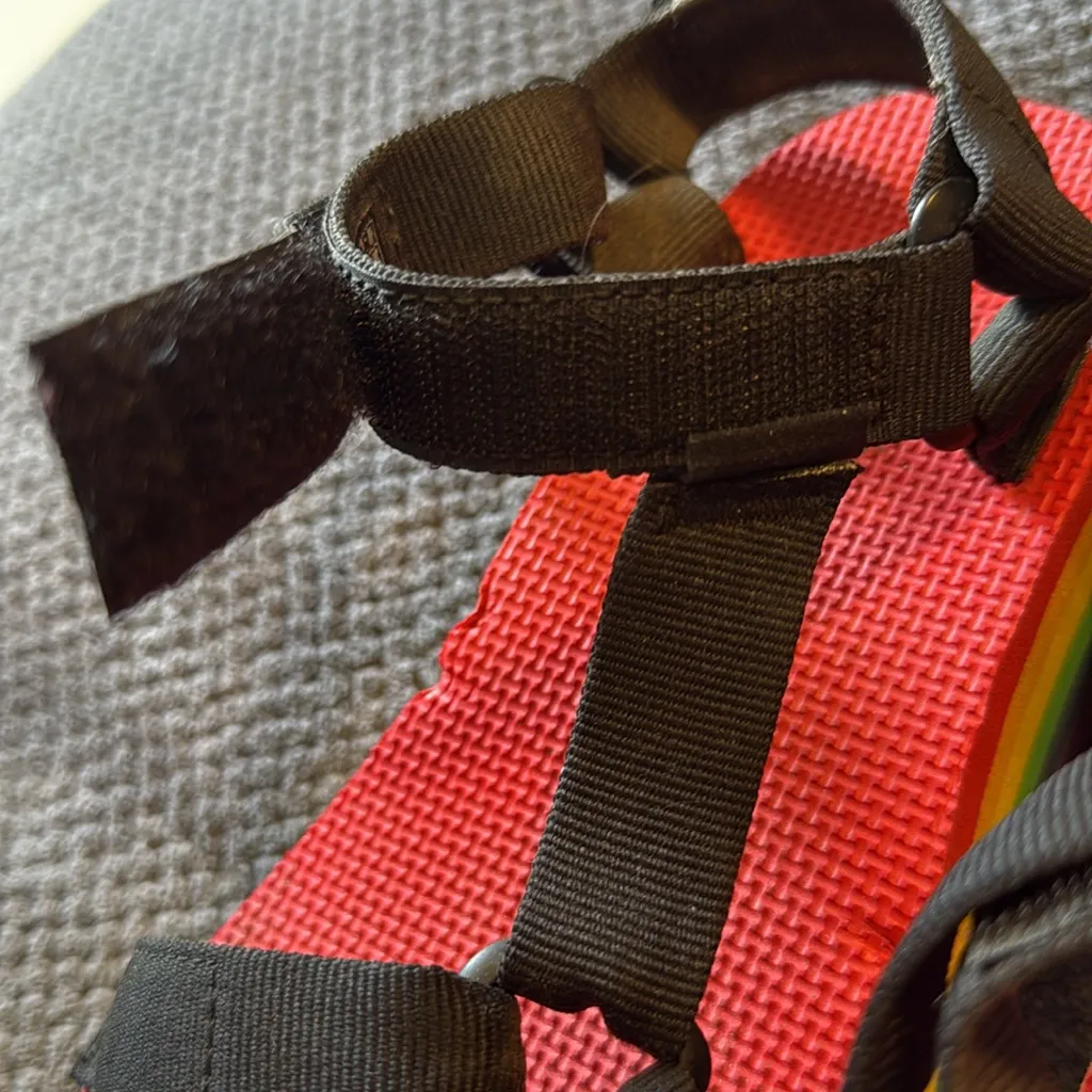 Teva All Gender Flatform Universal Rainbow Pride‎ sz 6 - Image 10