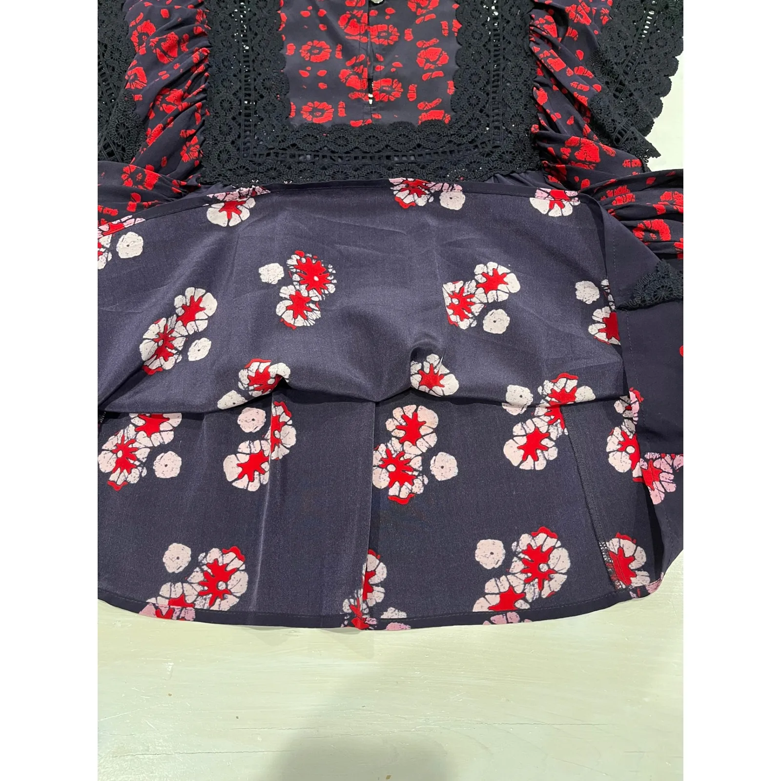 Sea New York Floral Silk top Crochet Trim Size 4 like‎ new Blue - Image 10