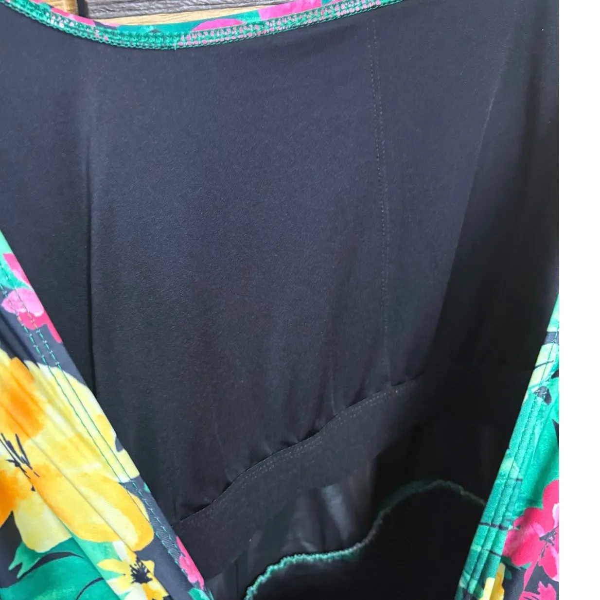 Old Navy Floral Wrap Swim Dress Size 3X - Image 5