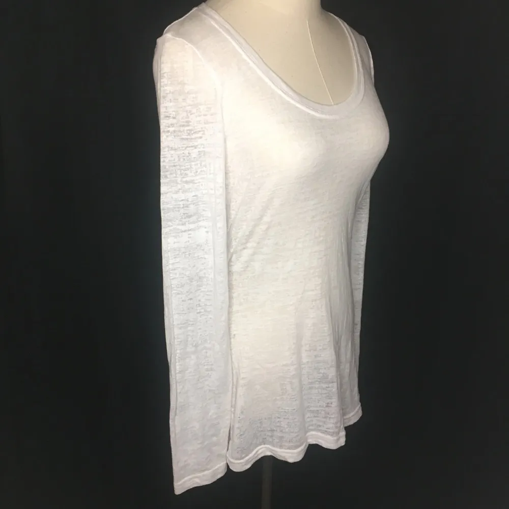 Maurice's  White Crew Neck Long Sleeve Basic Shirt Small - Image 5