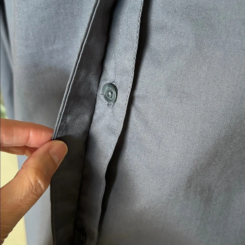 The limited Vtg gray cotton button down Y2K 90’s women shirt oversized medium​ - Image 2