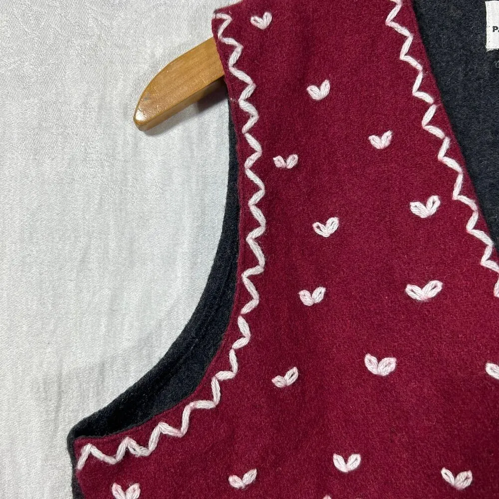 Vintage Sweater Vest Small Wool Blend Felt Gray Red Snowflakes Hearts PHD - Image 3