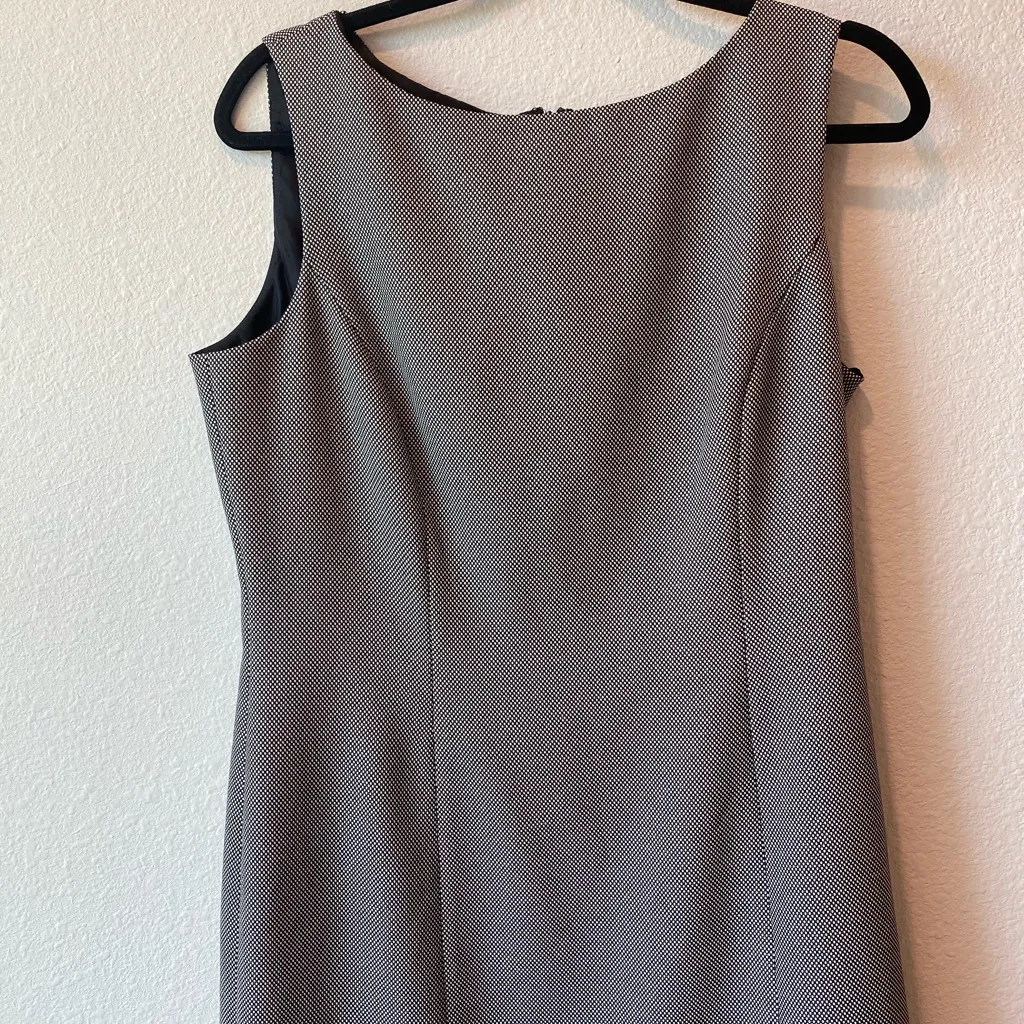 Tahari Arthur S. Levine Gray Sleeveless Midi Sheath Dress | Size 10 - Image 3