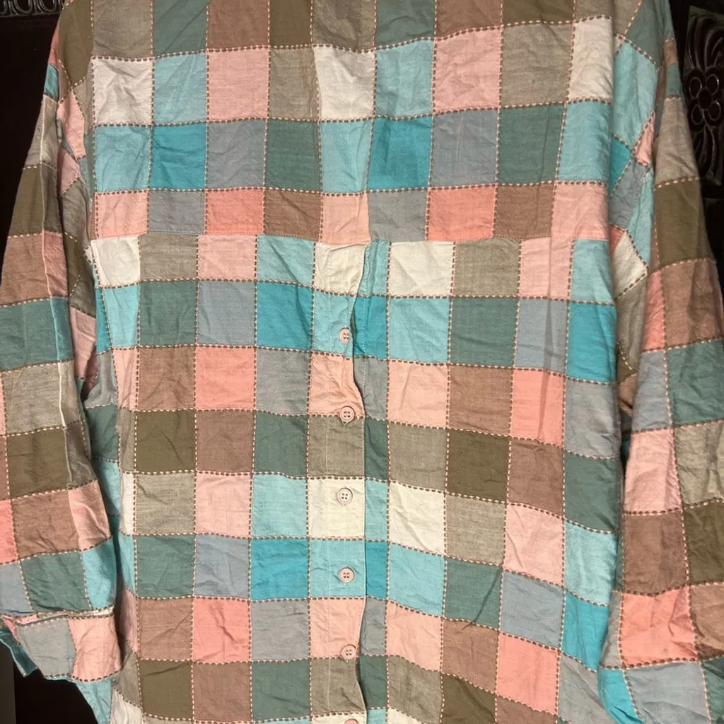 Vintage Patchwork Button Down Shirt with Shoulder Pads. Front and Back Buttons. Blue Size L - Image 5