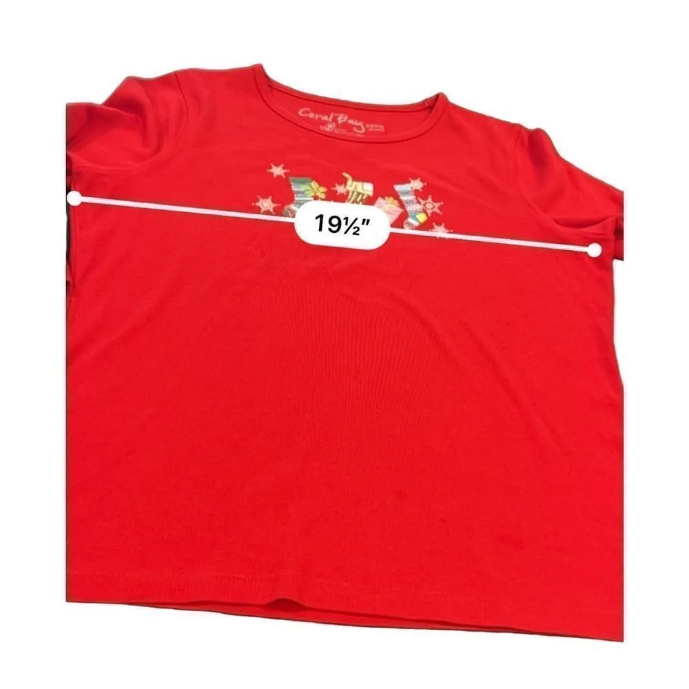 Christmas tee size M - Image 2