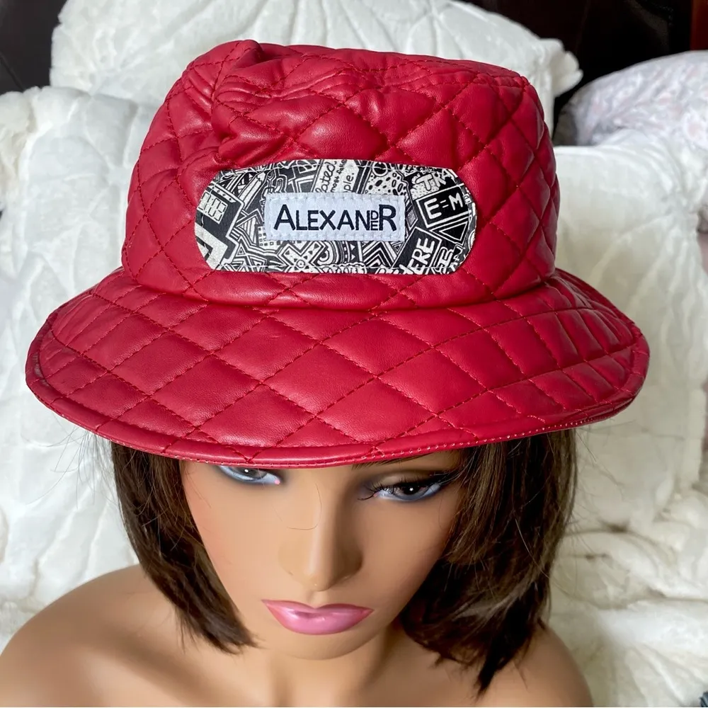 AF Academy Fits Alexander Quilted Bucket Hat Red - Image 2