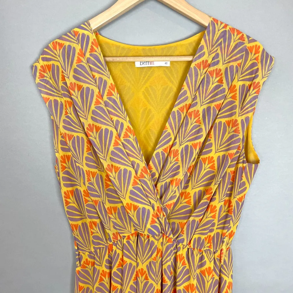 BerrIn Dress Midi Blouson Surplice V - Image 3