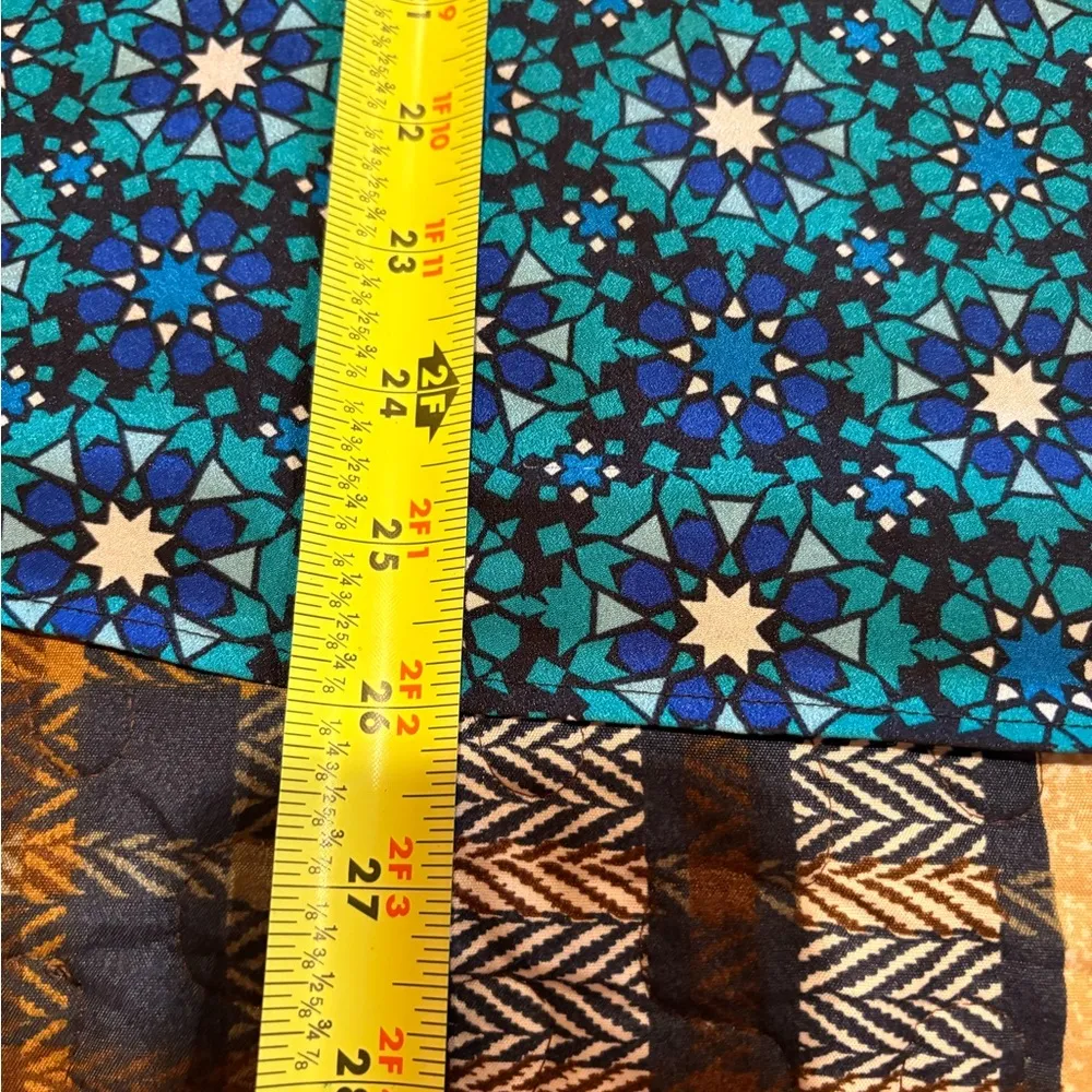 The Limited Cap-Sleeve Silky Geometric print Top Blue white teal women’s L - Image 6