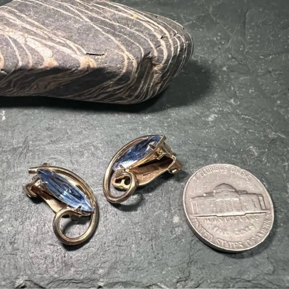 Vintage Goldtone Marquise Cut Aquamarine Clip On Earrings Gold - Image 6