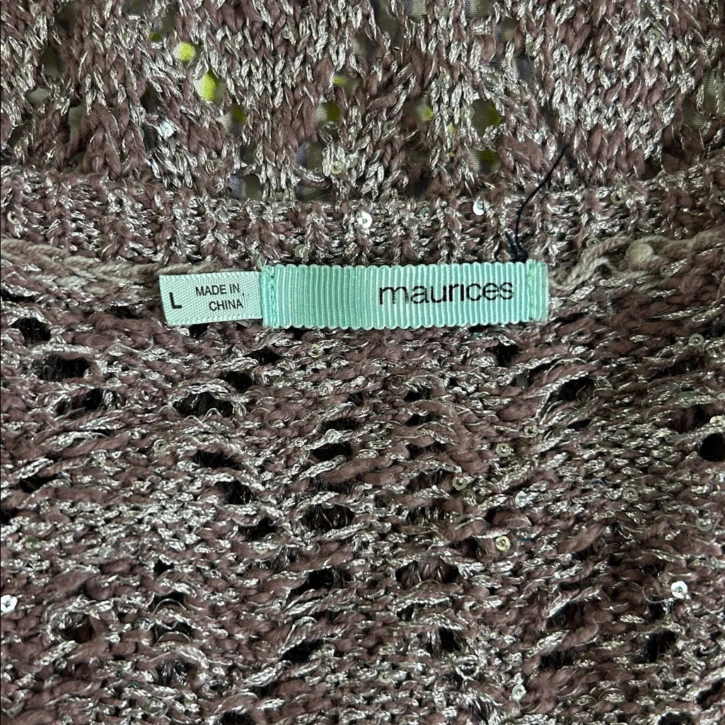 Maurices V-neck Open Knit Sweater Size Large - Image 3