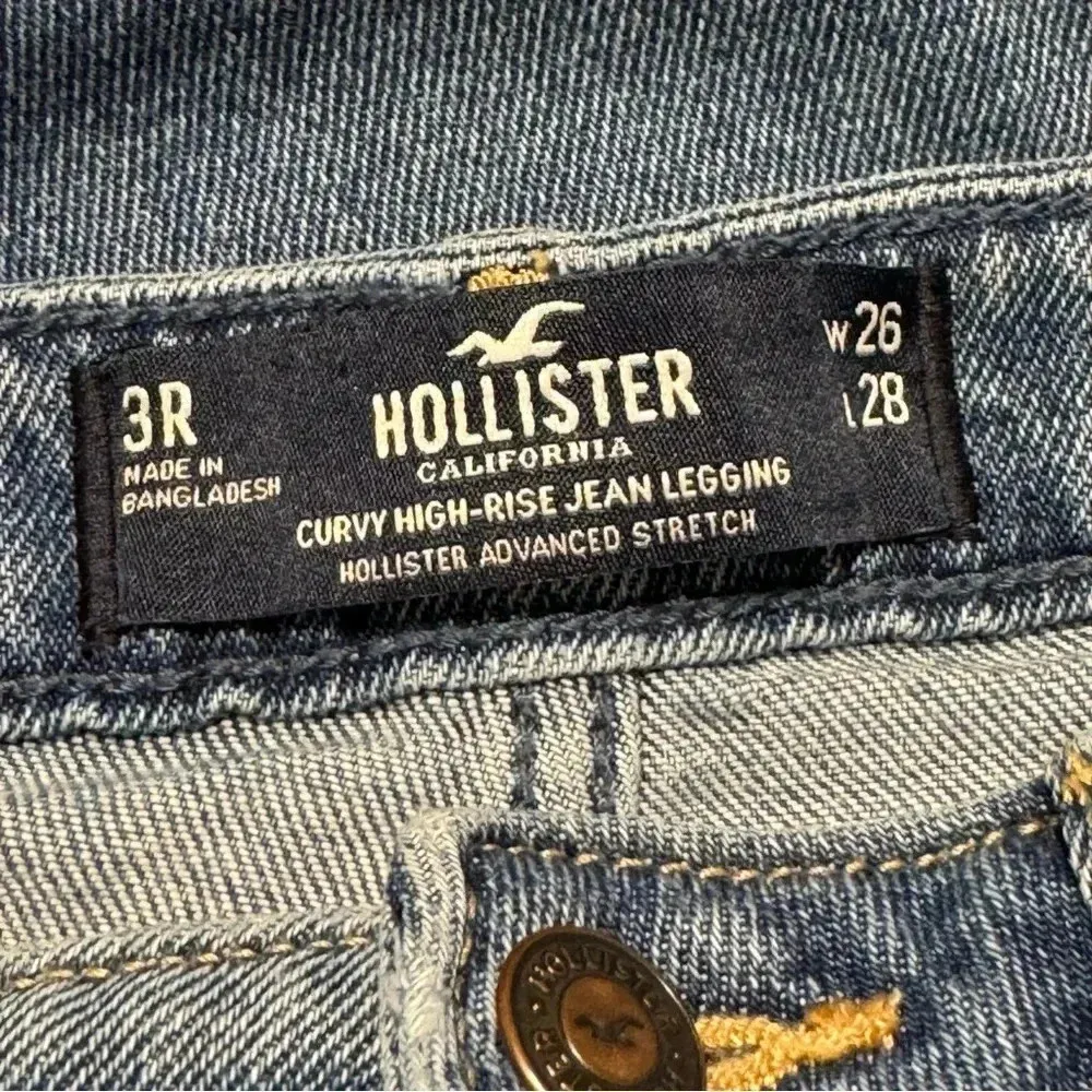 Hollister Womens Jeans 3R 26x28 Blue Denim Curvy High Rise Legging Distressed - Image 4