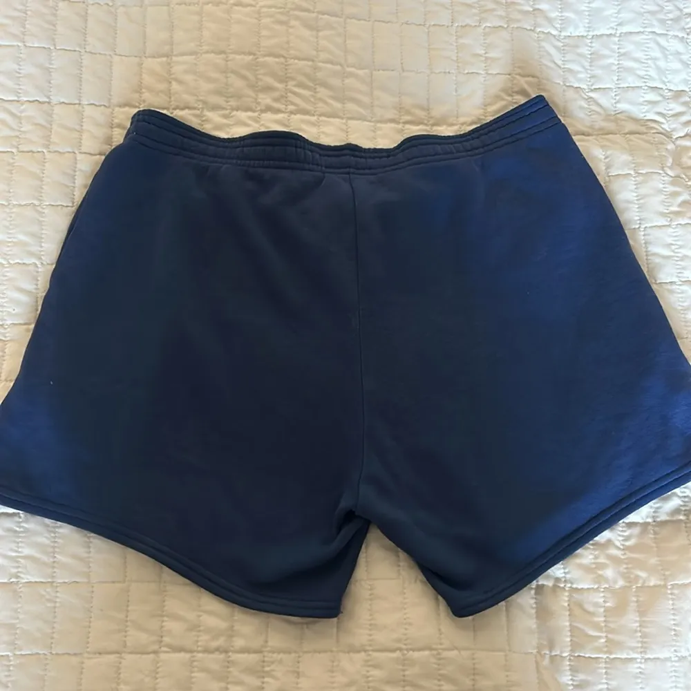 Nike Navy Blue Shorts Medium - Image 4