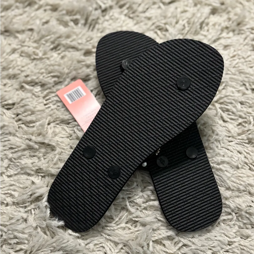 Juicy Couture Black Sandals with Gold Floral Design Size 7 - Image 7