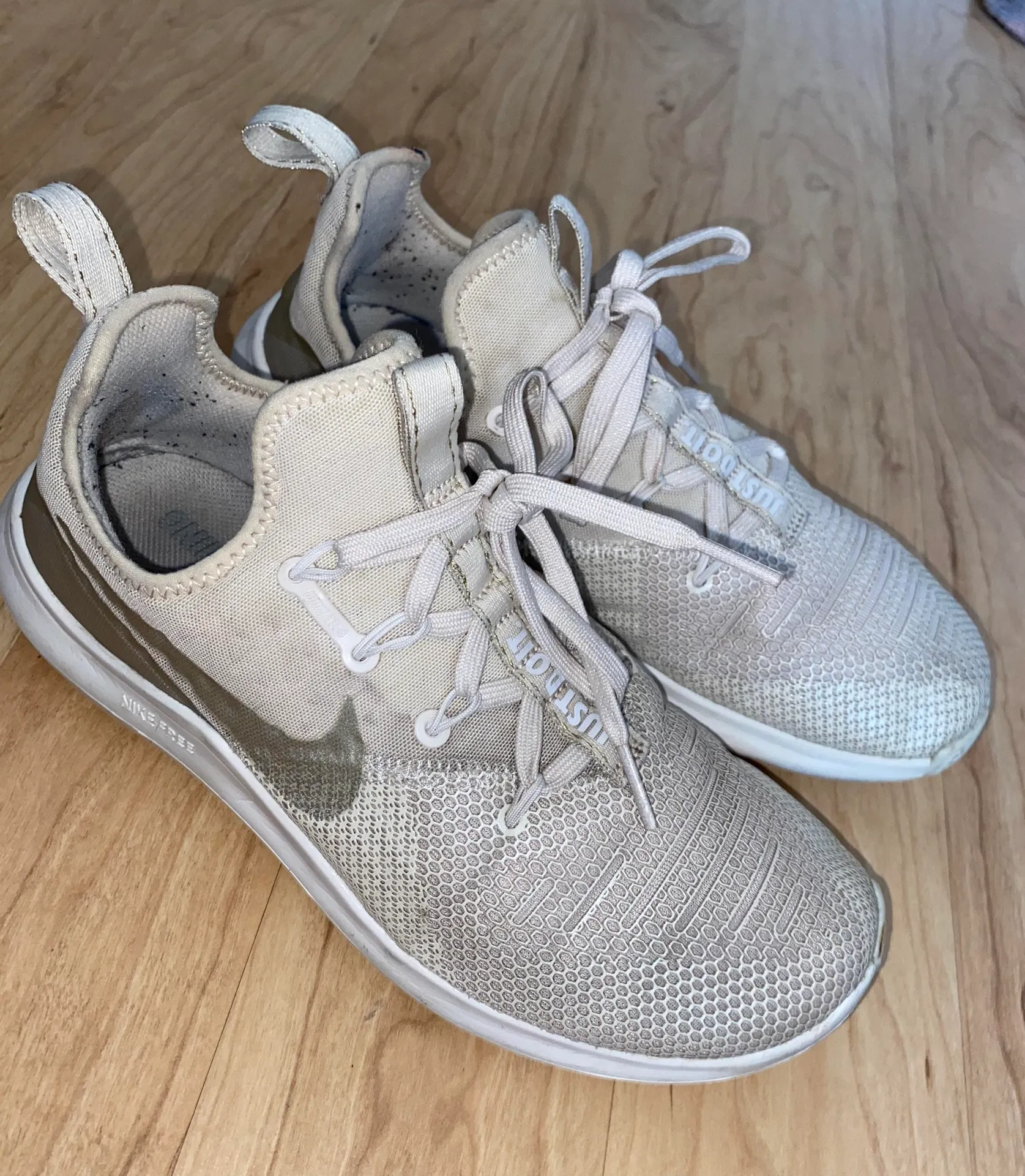 Free Run Running Shoes - Image 4