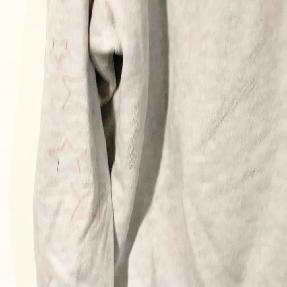 Taylor Swift Size Medium Grey Im Feeling 22 Hooded Pullover Graphic Sweatshirt - Image 4