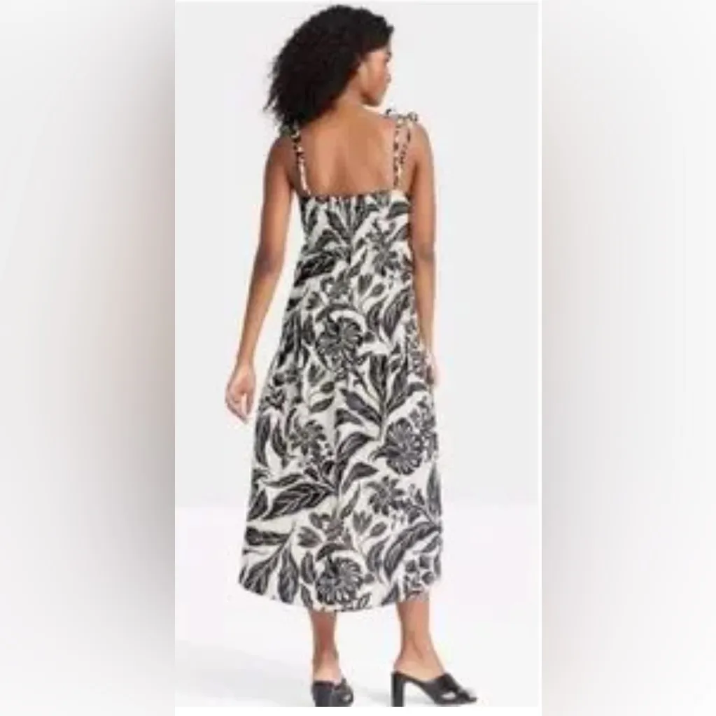 Who What Wear Tied Strap Floral Black and White Midi Dress.   Size-XX-Large - Image 2