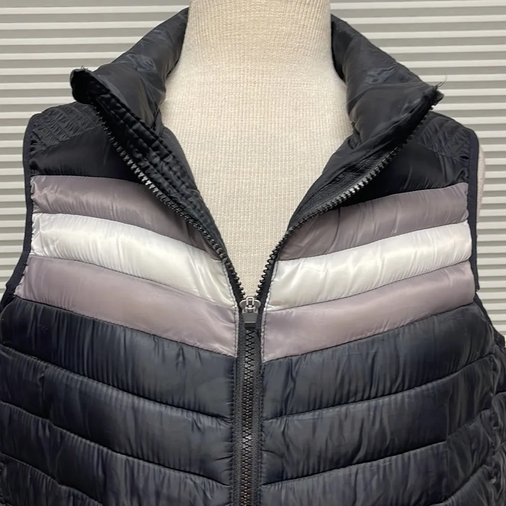 Fabletics L //  Fenway Black Gray White Windproof Zip Up Insulated Puffer Vest - Image 5