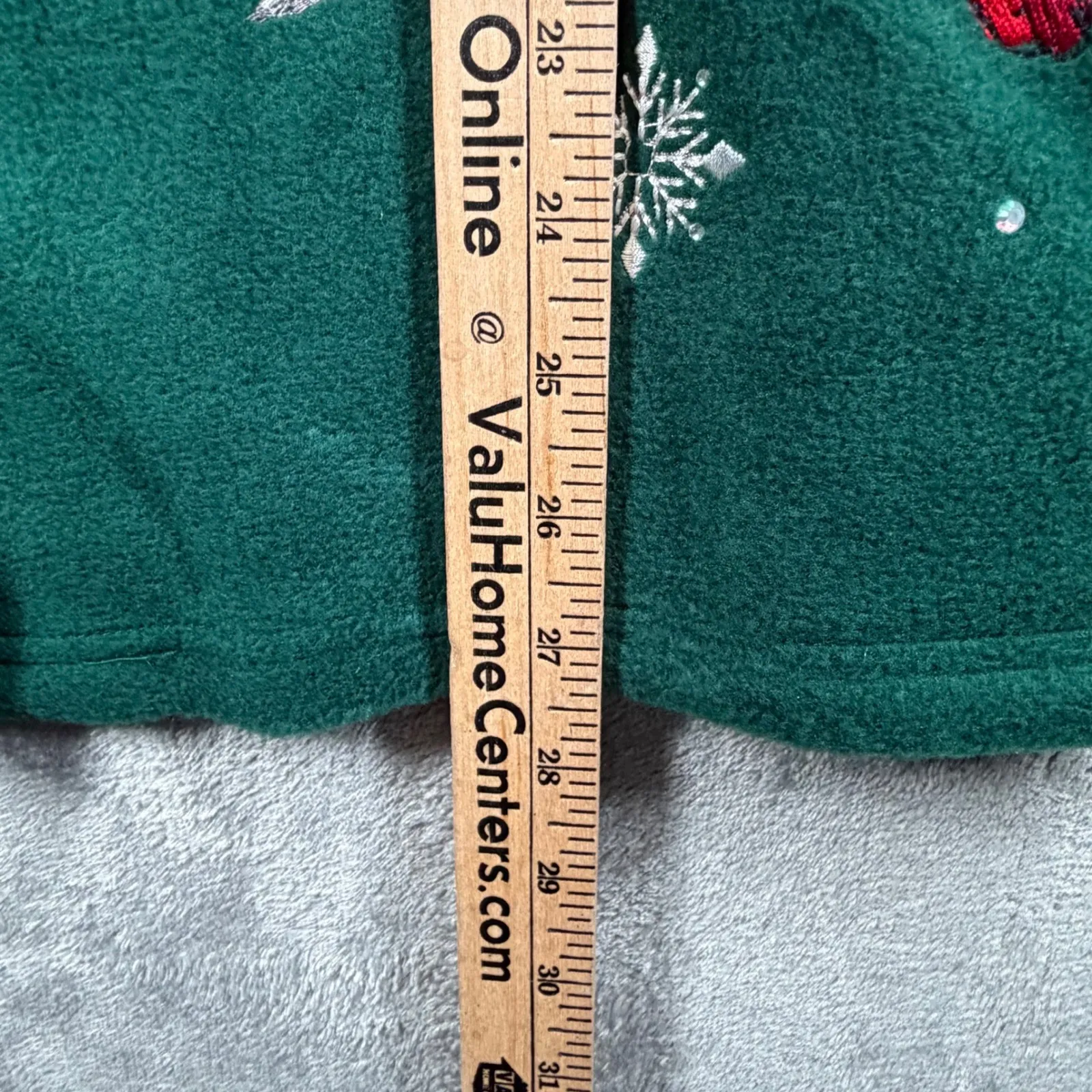 Quacker Factory Shirt S Green Cardinal Fleece Snowflakes Cozy Holiday Christmas - Image 9