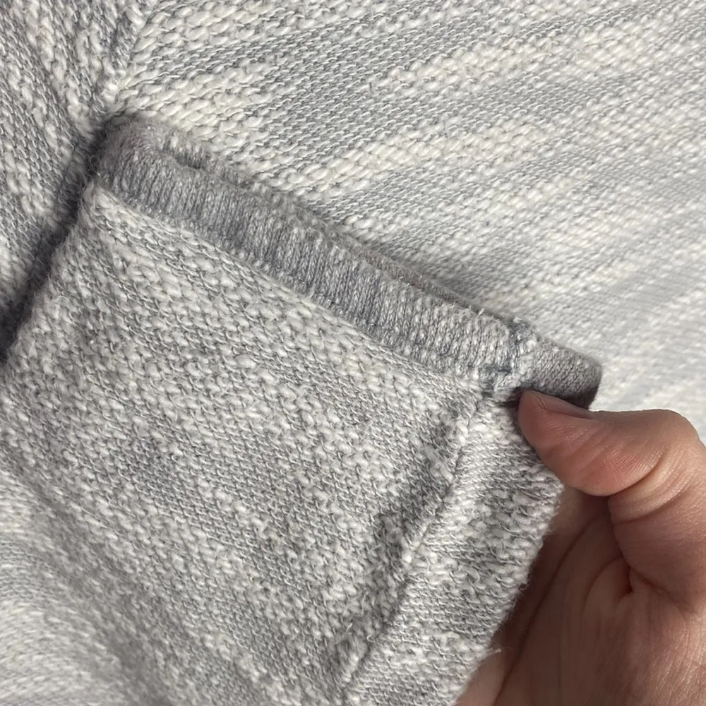 Athleta Castle Peak Crewneck cotton slub sweatshirt in Heather grey size M - Image 11