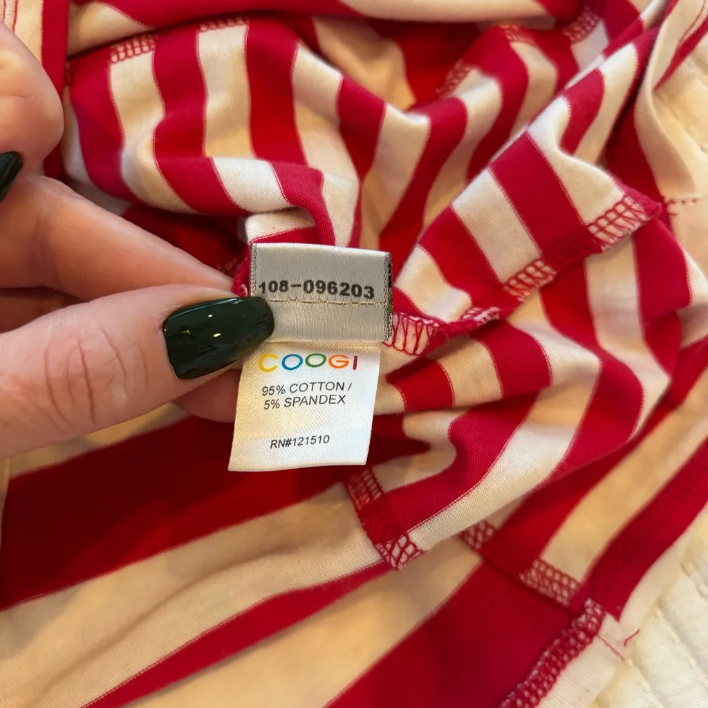 COOGI Vintage Red & White Striped Gold Detail Crest Women's Fitted T-shirt M - Image 12