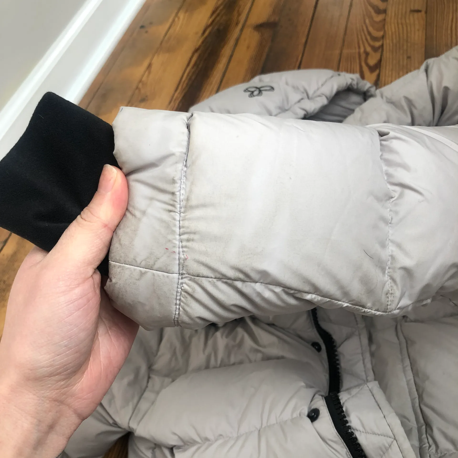 Aritzia Tna Super Puff Jacket Long - Image 8