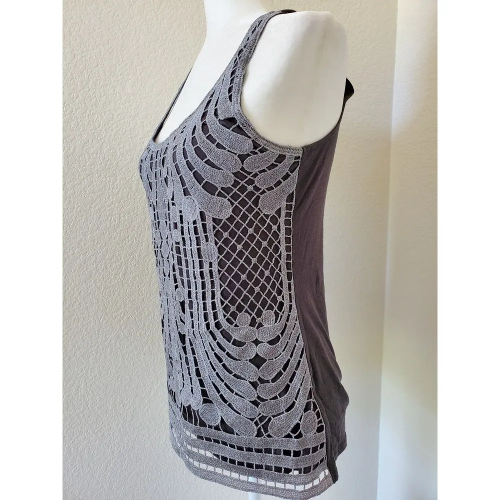 Express Crochet tank top Light Gray Womens Small Lace Scoop Neck Knit - Image 4