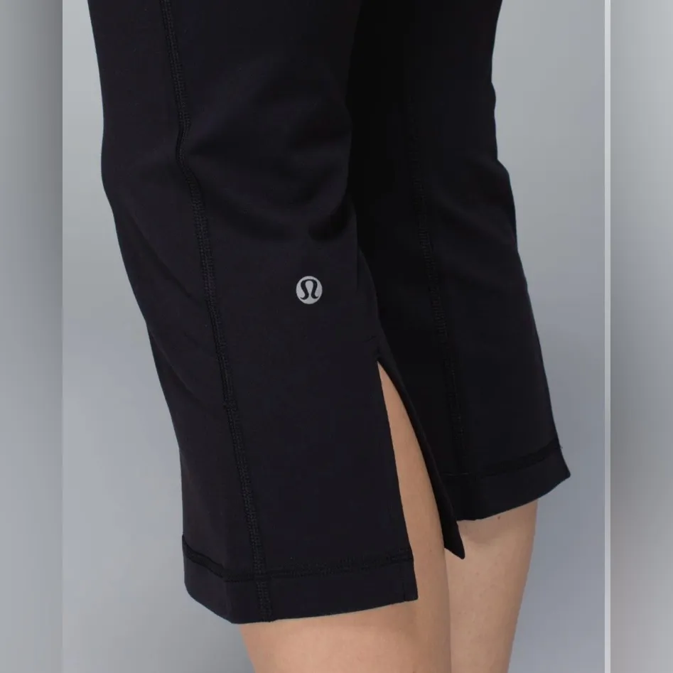 Rare Lululemon Gather & Crow Crop Full-On Luon Black / Quilt Winter 13-15 - Image 8