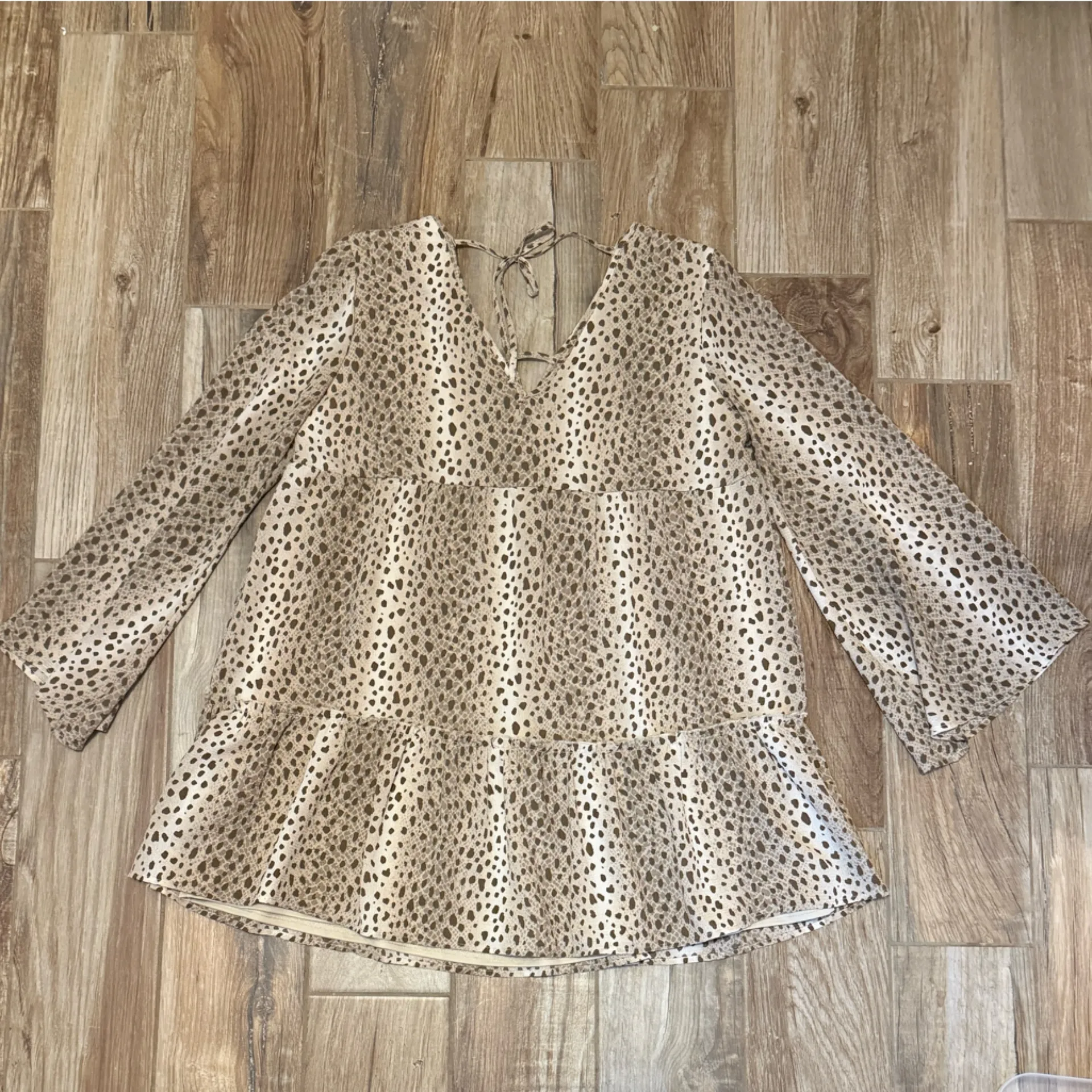 Altar'd State Leopard Printed V Neck Long Sleeve Swing Tunic Mini Dress - Image 3