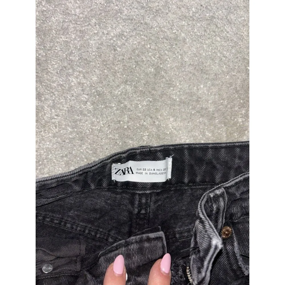 zara black‎ straight jeans distressed size 0 EUC - Image 4