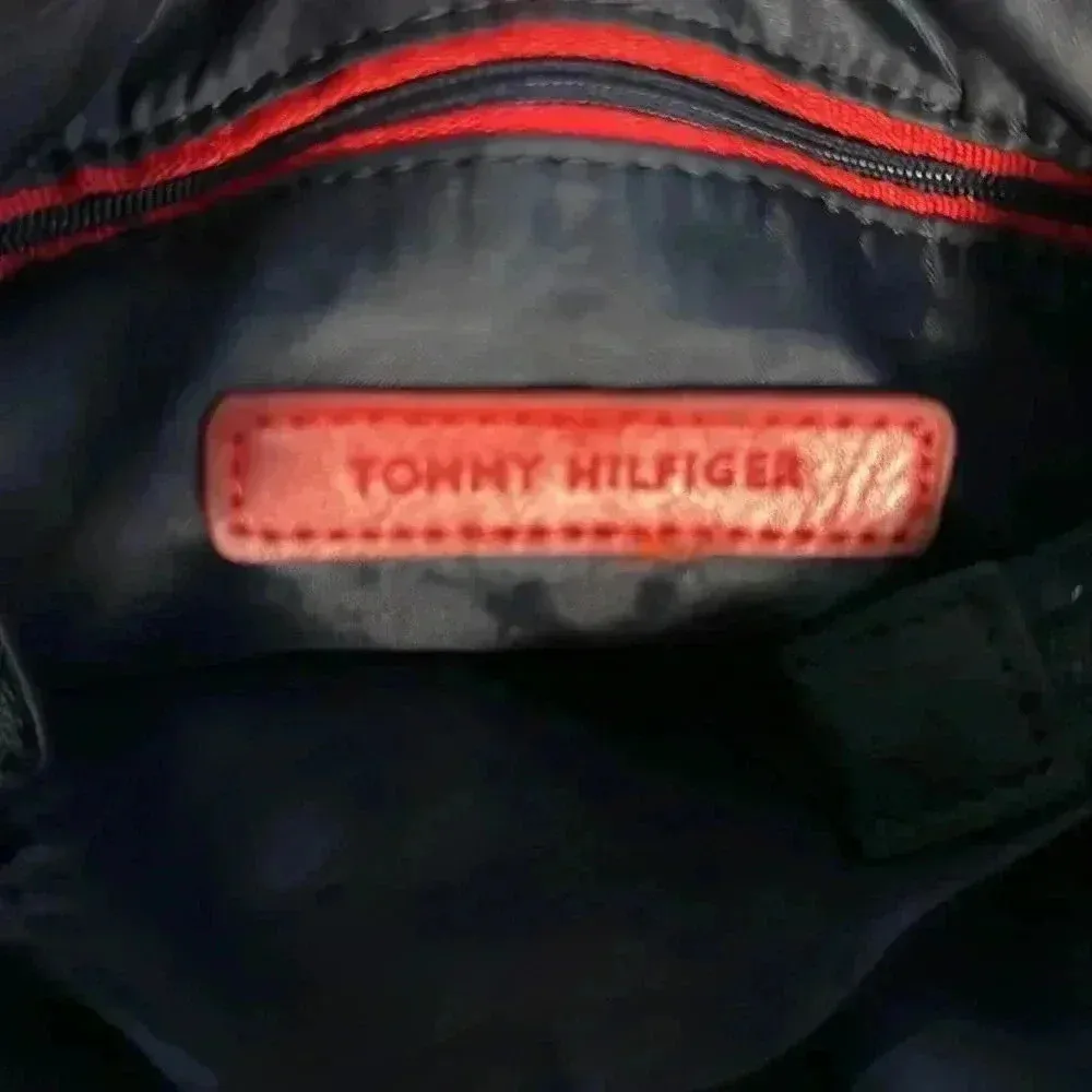 Tommy Hilfiger Black Crossbody Purse - Image 4