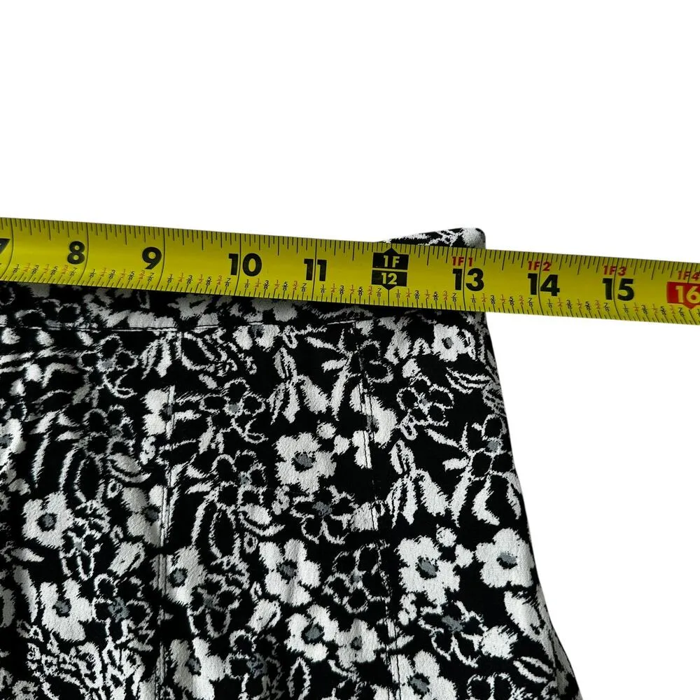 Forever 21 Black/White Floral Side Zip Mini Full Skirt Women Size Medium | 22-1 - Image 5