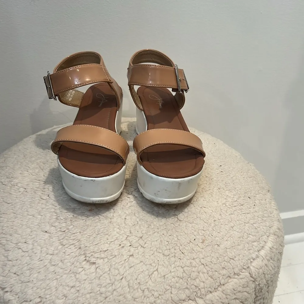 J. Adams  light camel colored platform strappy sandal size 7.5. - Image 2
