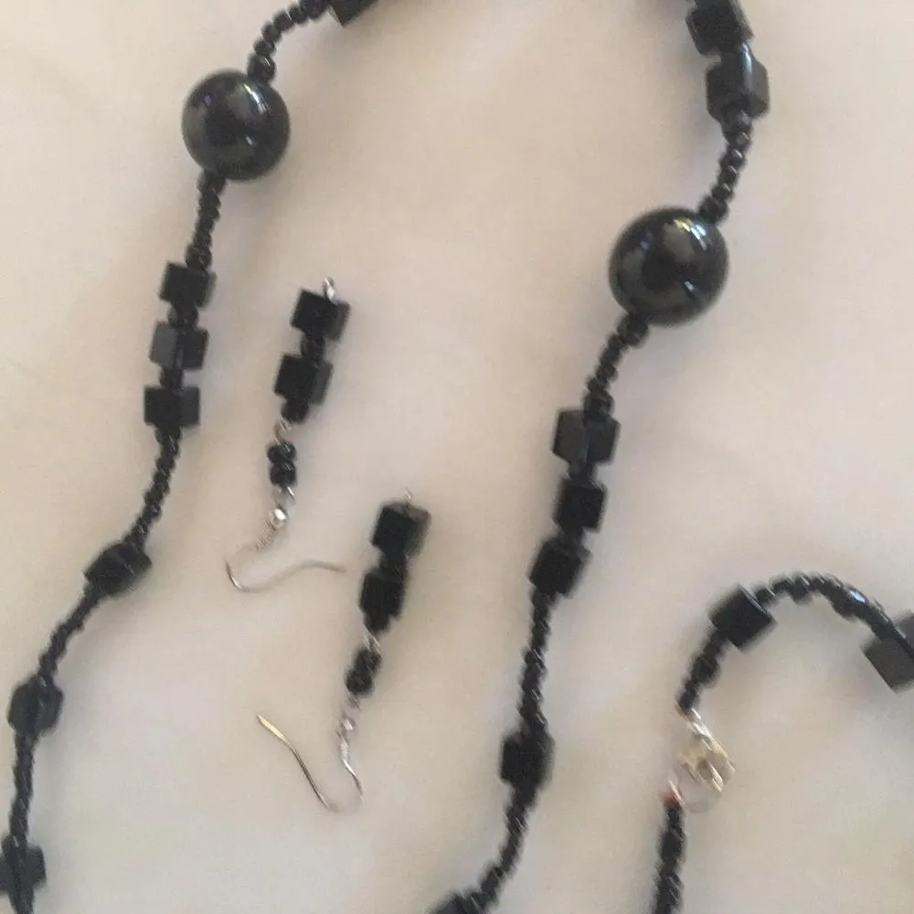 Matching Costume Necklace, Pierced Earrings & Bracelet Black glass ? Beads Set - Image 7