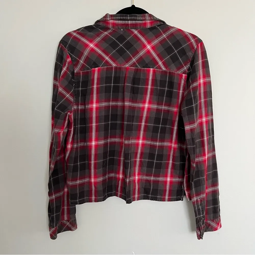 Kensie Jeans Button Down Flannel. Size M - Image 4