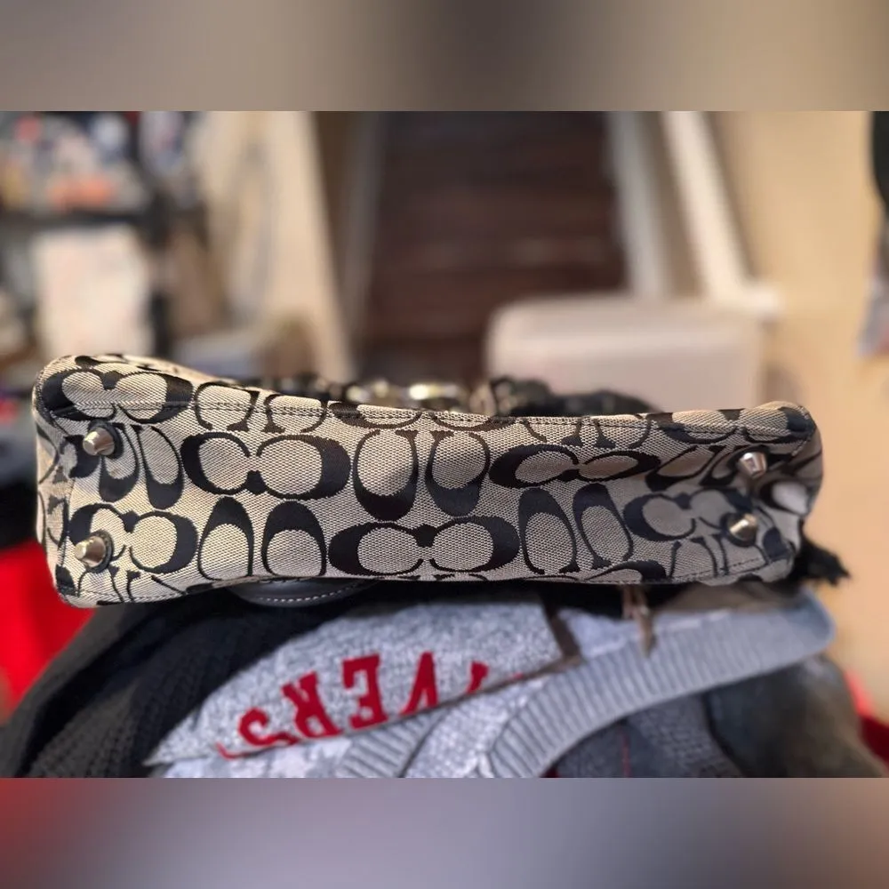 Coach Signature Hampton Black Handbag Tote - Image 4