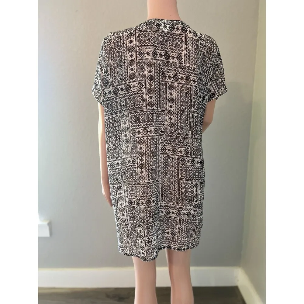 J. Jill Women's Size L Top Blouse Casual Aztec Print Button Down V - Image 5