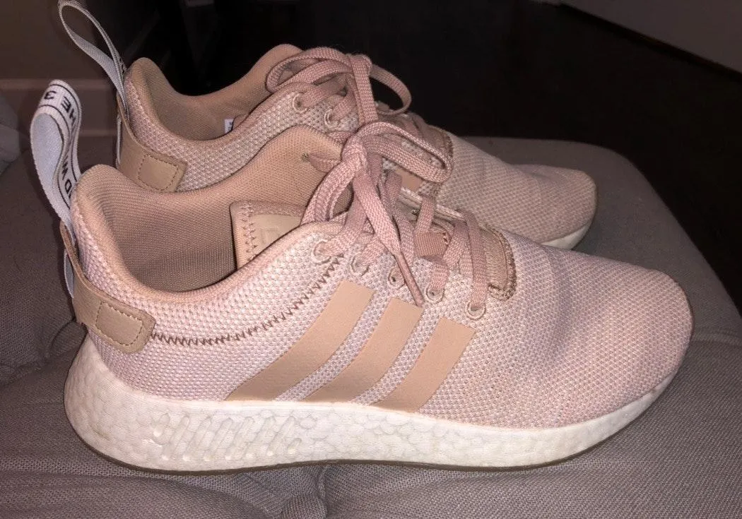 Adidas NMD R1 - Image 2