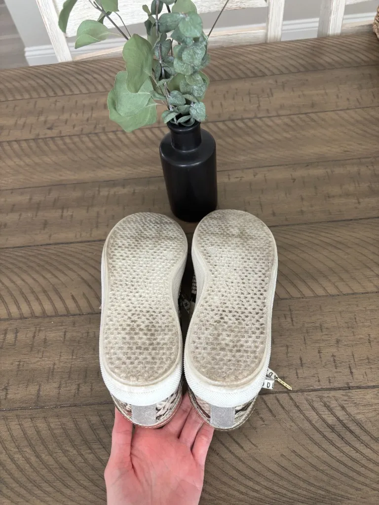 Steve Madden Women's Snake Print Sneakers - Gray and Cream - Image 7