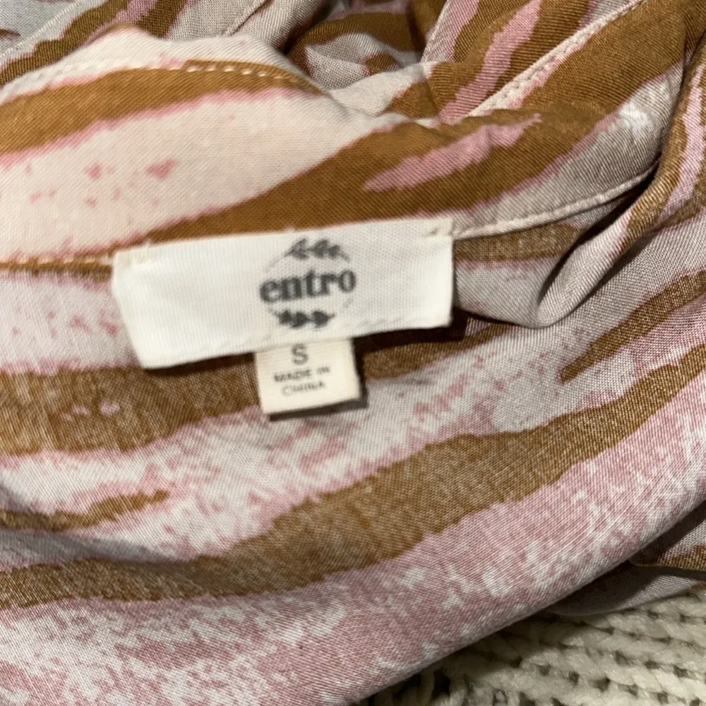 Entro pink Zebra Print Button-Up Blouse size small oversized - Image 6