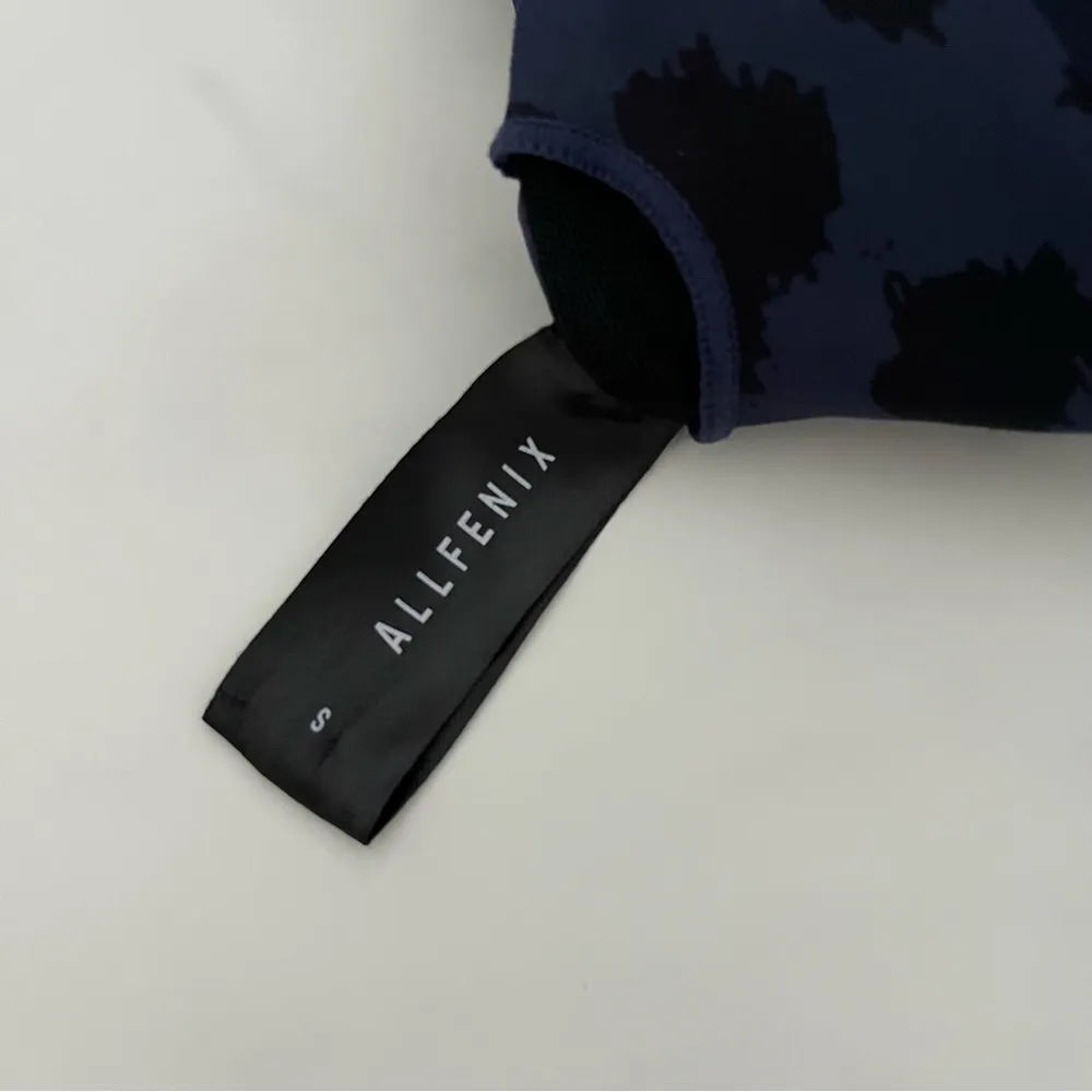 Allfenix Oversized Cheetah Sports Bra Racer back Navy black Sz Small Blue - Image 6